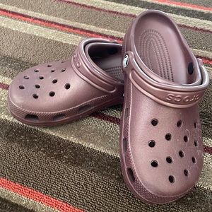 Crocs pre loved in great condition